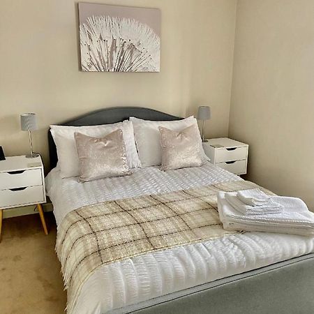 Lovely 2 Bedroom, 2 Bathroom House With Parking. Plymouth Zewnętrze zdjęcie